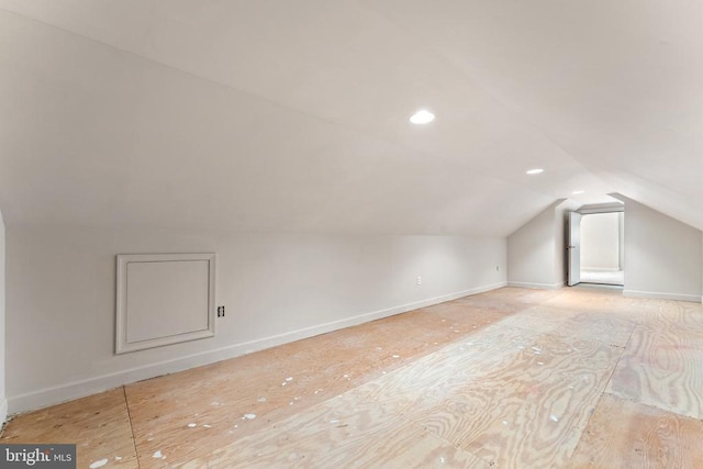 8300 Falcon Glen Rd, Warrenton, VA 20186 - additional living space with vaulted ceiling and baseboards
