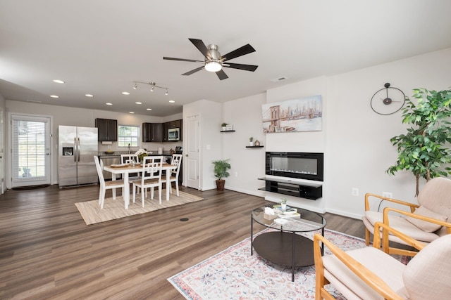 200 Overview St, Waynesboro, VA 22980 - living area featuring ceiling fan, recessed lighting, and wood finished floors