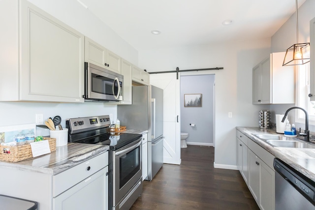 810 Denver Ave, Shenandoah, VA 22849 - photo 14