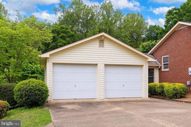 5524 Hickory Ridge Rd, Spotsylvania, VA 22551 - view of garage