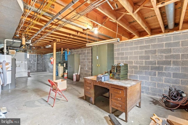 5524 Hickory Ridge Rd, Spotsylvania, VA 22551 - unfinished below grade area with water heater