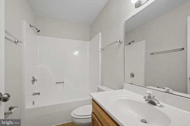 1132 Amber Ridge Rd, Charlottesville, VA 22901 - bathroom featuring vanity and bathtub / shower combination