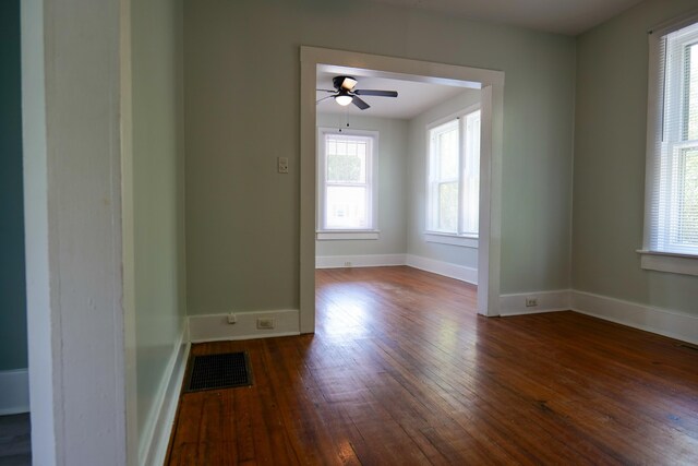 126 Park Blvd, Staunton, VA 24401 - empty room with dark wood-style floors, baseboards, and ceiling fan