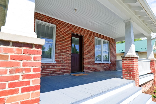 126 Park Blvd, Staunton, VA 24401 - property entrance with covered porch and brick siding