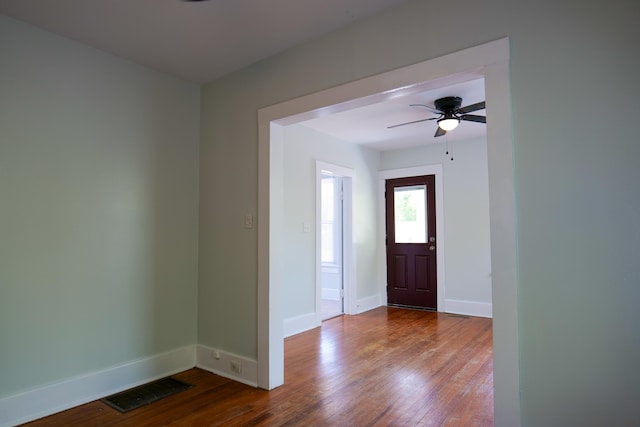 126 Park Blvd, Staunton, VA 24401 - foyer with dark wood-type flooring, baseboards, and ceiling fan