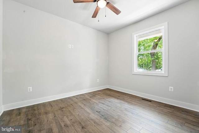 394 Pinehurst Rd, Gordonsville, VA 22942 - unfurnished room featuring baseboards, hardwood / wood-style floors, and a ceiling fan