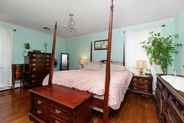 935 Glenwood Blvd, Waynesboro, VA 22980 - bedroom with dark wood-style flooring, ornamental molding, and a chandelier