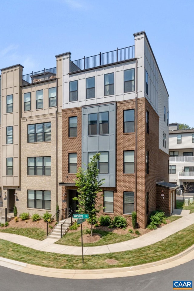802 Wesley Ln Unit B, Charlottesville, VA 22911 - view of apartment building / complex
