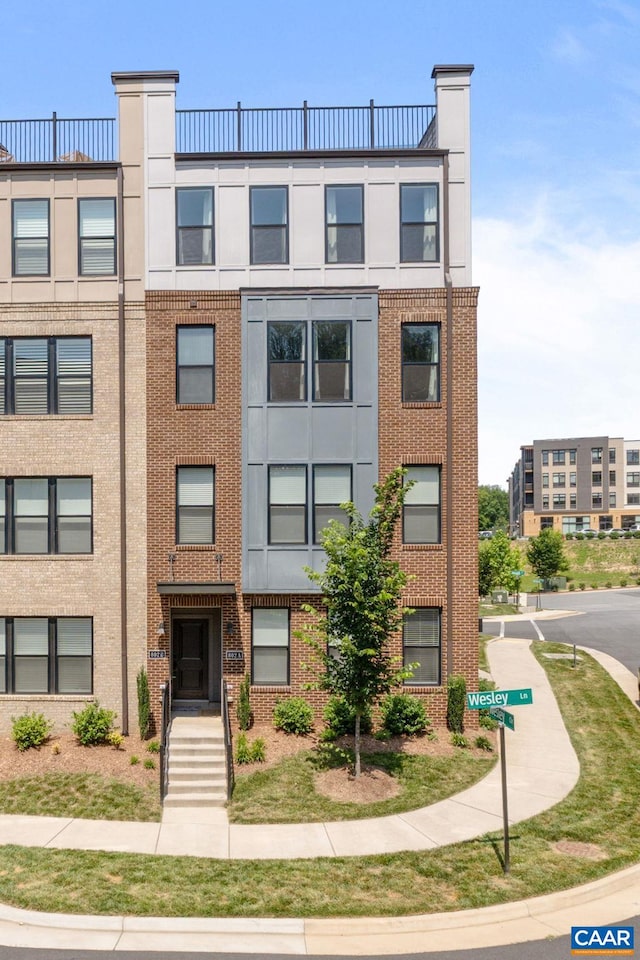 802 Wesley Ln Unit B, Charlottesville, VA 22911 - view of property