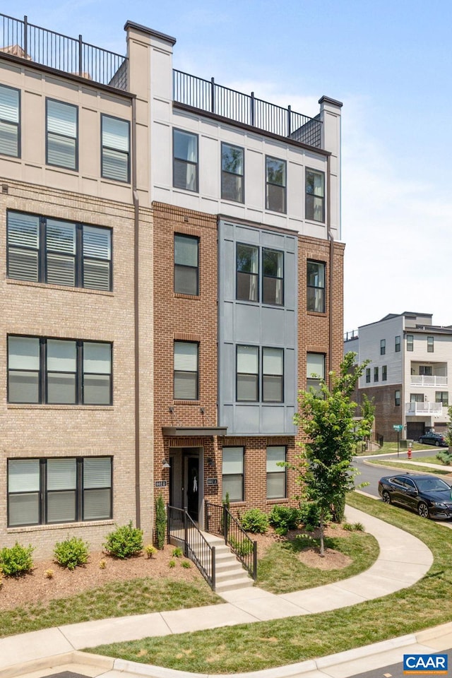 802 Wesley Ln Unit B, Charlottesville, VA 22911 - view of property