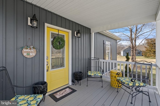 26438 Pennfields Dr, Orange, VA 22960 - deck with covered porch