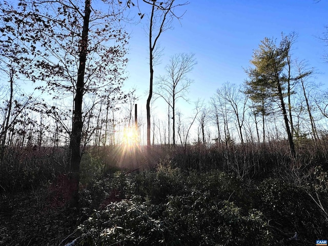 23-51ID W Hoover Rd W, W, VA 22727