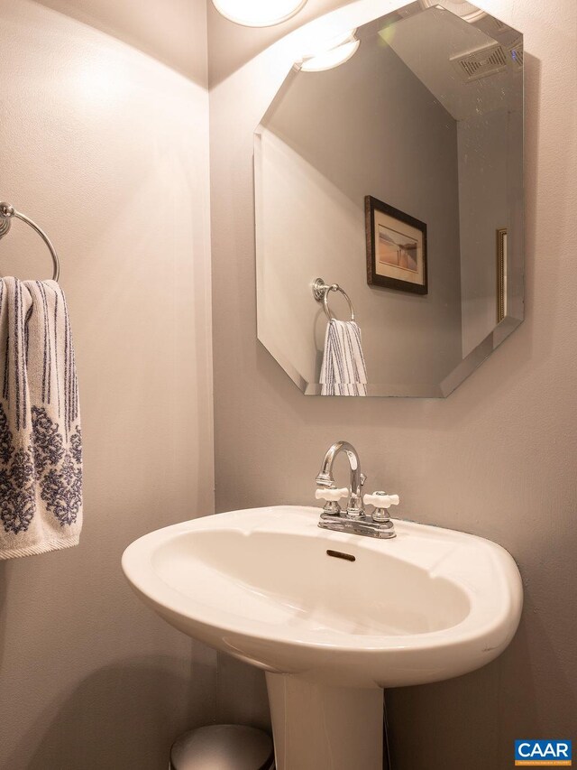 309 Leaping Fox Ln, Charlottesville, VA 22902