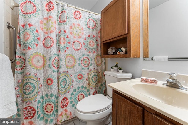 10630 Bent Tree Dr, Fredericksburg, VA 22407 - full bath with vanity, toilet, and a shower with curtain