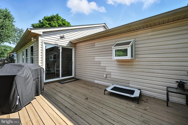  - wooden terrace with grilling area