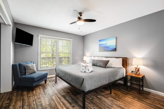 392 Passage Ln, Mcgaheysville, VA 22840 - bedroom with wood finished floors, baseboards, and ceiling fan