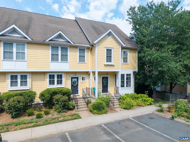 115 Melbourne Prk Cir Unit D, Charlottesville, VA 22901 - photo 2