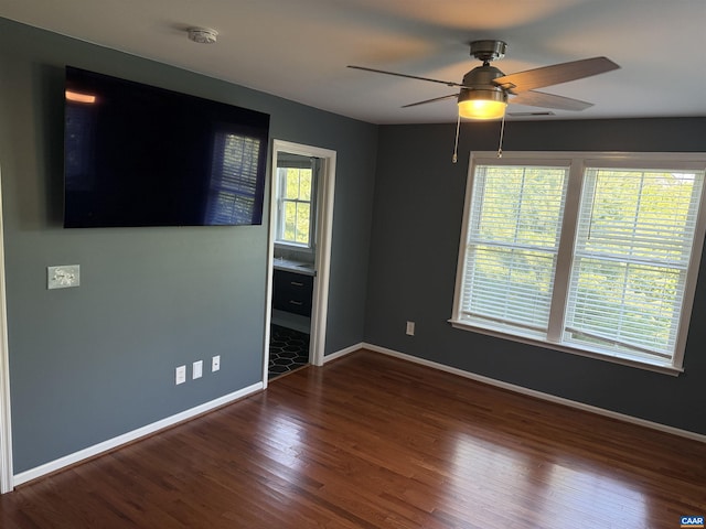 115 Melbourne Prk Cir Unit D, Charlottesville, VA 22901 - empty room with ceiling fan, wood finished floors, and a smoke detector