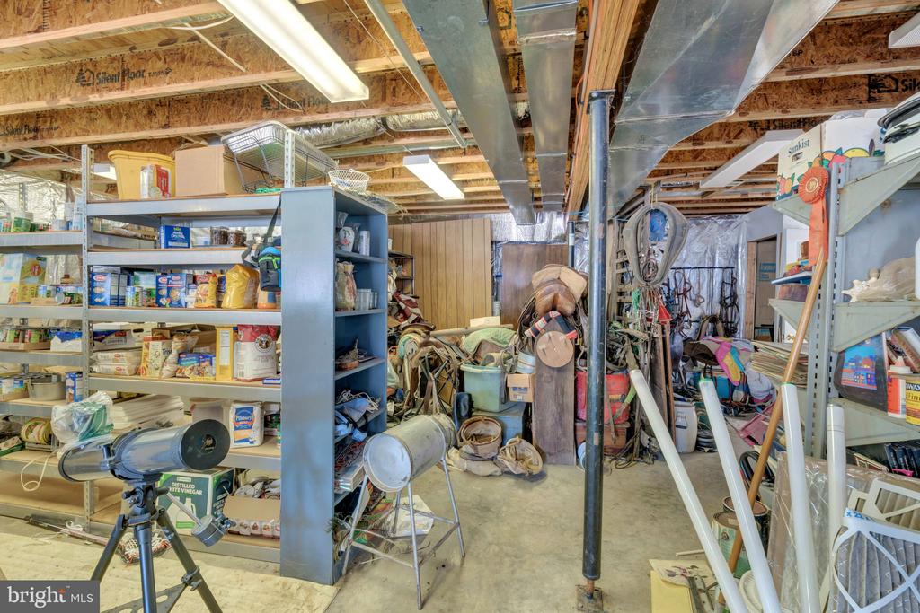 495 Deepwood Farm Dr, Scottsville, VA 24590 - photo 57