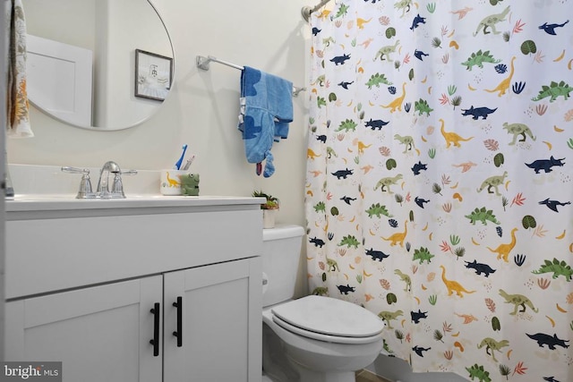 5223 Wyndemere Cir, Mineral, VA 23117 - full bathroom with vanity, toilet, and a shower with shower curtain