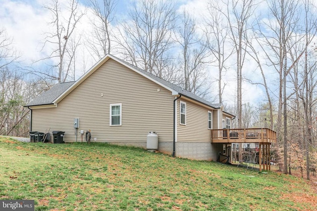 5223 Wyndemere Cir, Mineral, VA 23117 - view of property exterior featuring a yard, a deck, and roof with shingles