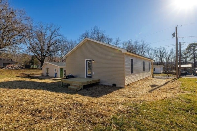 1028 D St, Waynesboro, VA 22980 - view of side of property featuring crawl space, a yard, and a deck
