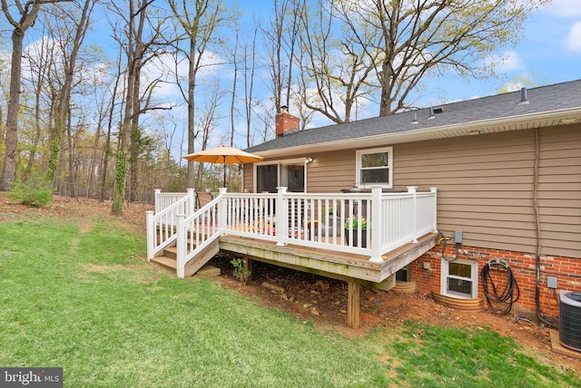  - wooden terrace with central air condition unit