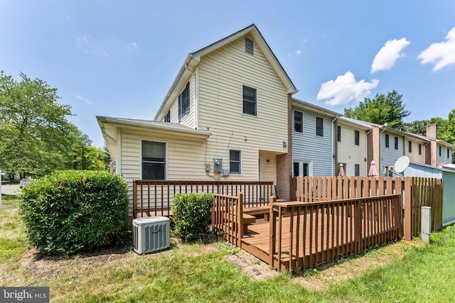 131 Wankoma Dr, Remington, VA 22734 - rear view of property with a wooden deck and a yard