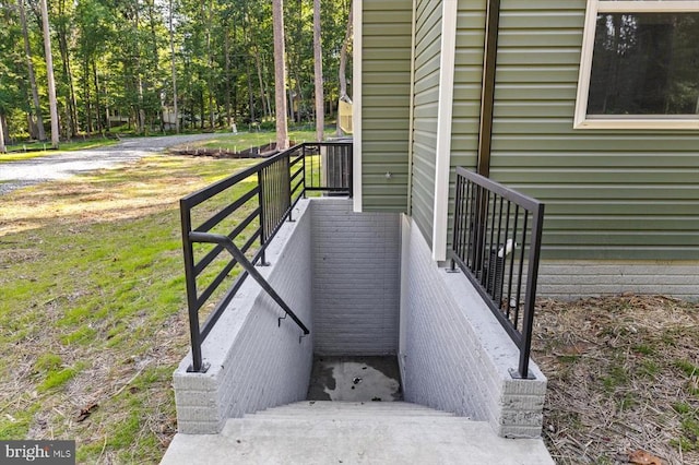 12521 Wilderness Park Dr, Spotsylvania, VA 22551 - view of wooden deck