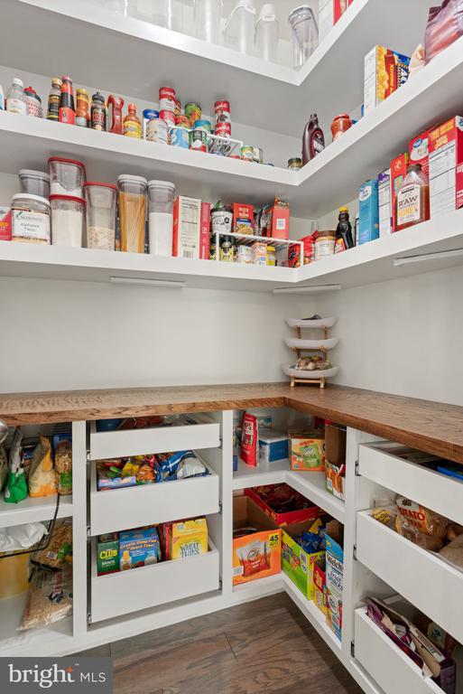 10430 Aspen Highlands Dr, Spotsylvania, VA 22553 - view of storage area