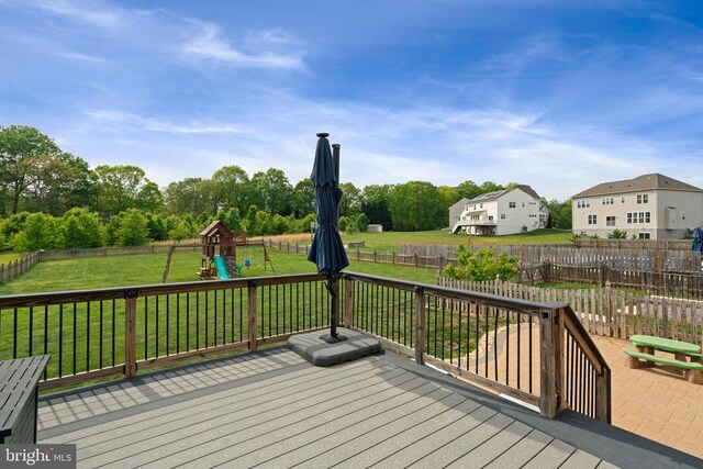 10430 Aspen Highlands Dr, Spotsylvania, VA 22553 - wooden terrace with a playground