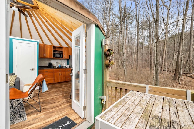 431 Lower Rawley Ln, Hinton, VA 22831 - view of deck