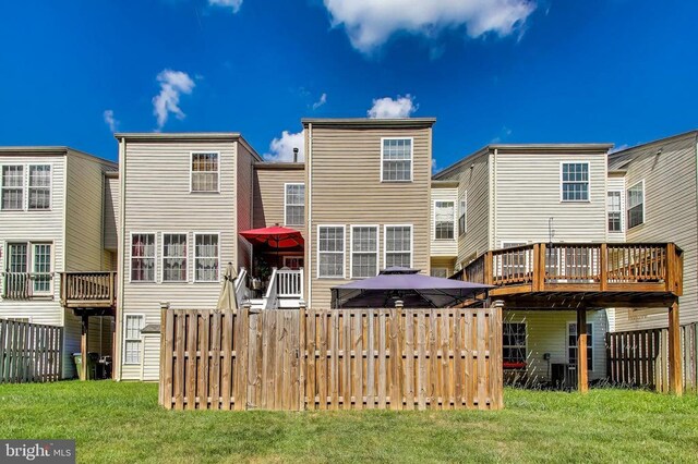 11222 Gander Ct, Fredericksburg, VA 22407 - back of property featuring a wooden deck