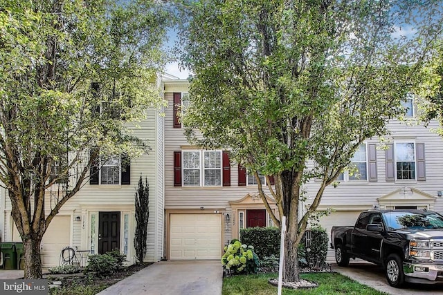 11222 Gander Ct, Fredericksburg, VA 22407 - multi unit property with an attached garage and concrete driveway