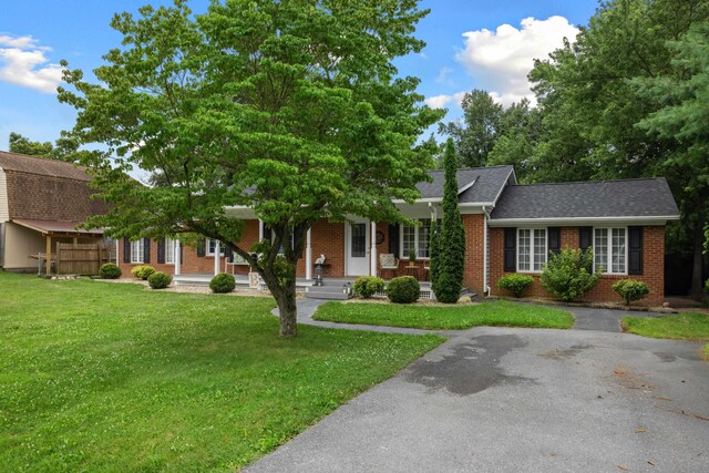 603 13th St, Grottoes, VA 24441 - photo 4