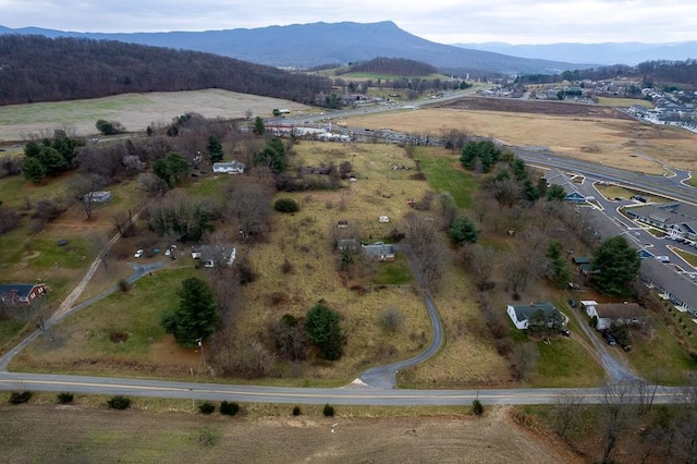 Listing photo 3 for 235 Boyers Rd, Harrisonburg VA 22801