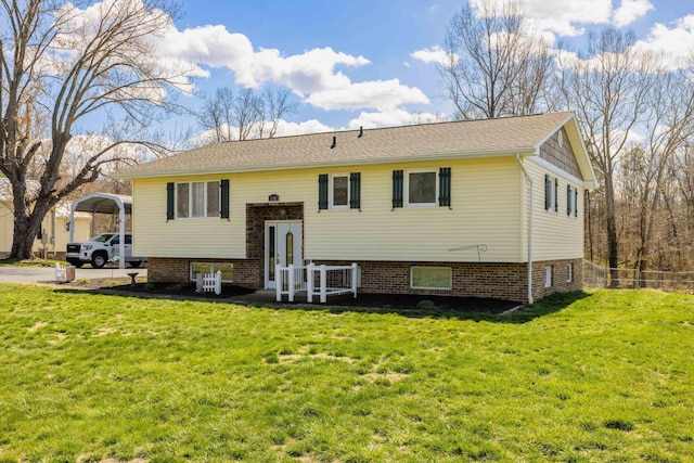 1751 New Hope And Crimora Rd, Crimora, VA 24431 - bi-level home with a detached carport, a front lawn, and fence