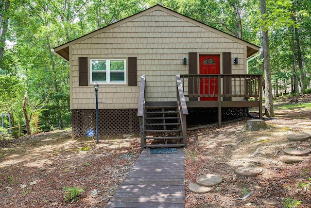 409 Cub Ln, Mcgaheysville, VA 22840 - view of front of house featuring a deck