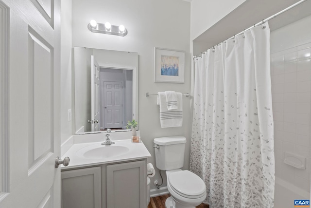 921 Bing Ln, Charlottesville, VA 22903 - full bathroom with vanity and shower / tub combo with curtain