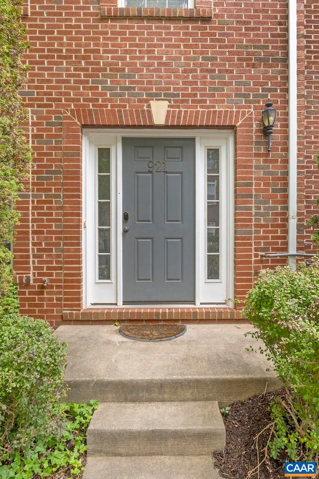 921 Bing Ln, Charlottesville, VA 22903 - entrance to property featuring brick siding
