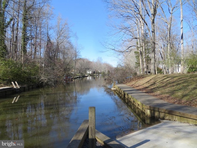 905 Eastover Pkwy, Locust Grove, VA 22508
