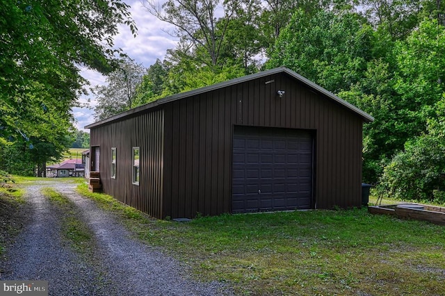 view of detached garage