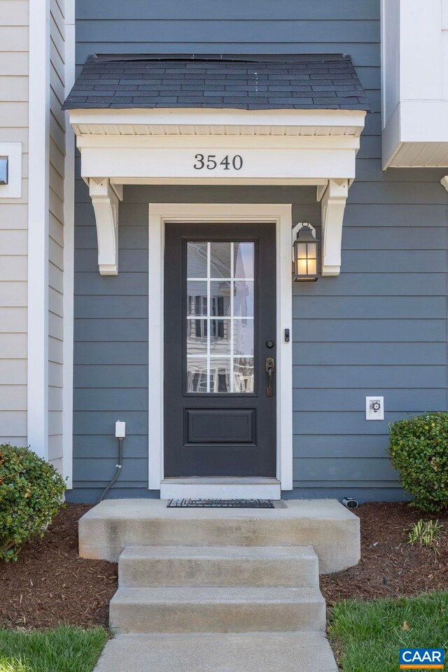 view of exterior entry