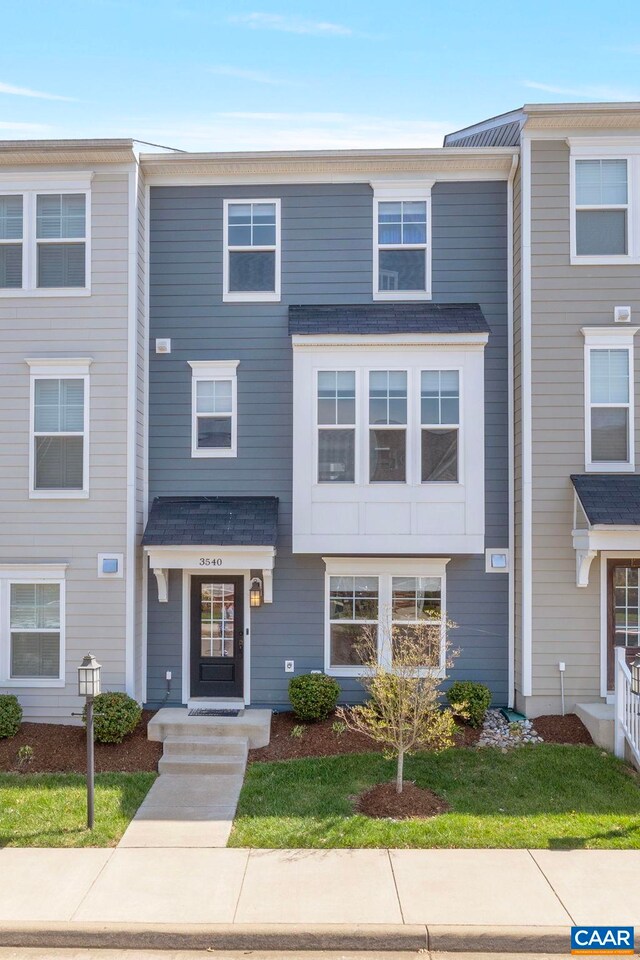 view of townhome / multi-family property