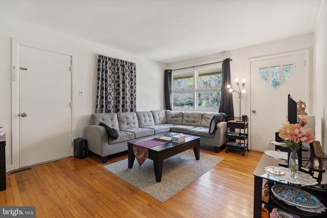 571 Richmond Rd, Amissville, VA 20106 - photo 4