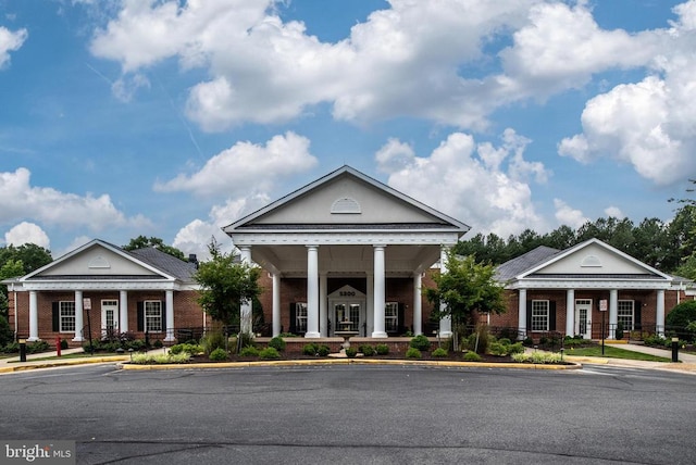 10207 Iverson Ave, Fredericksburg, VA 22407 - view of building exterior