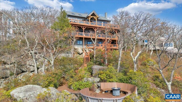380 Blackrock Cir, Wintergreen Resort, VA 22967 - back of property featuring a deck