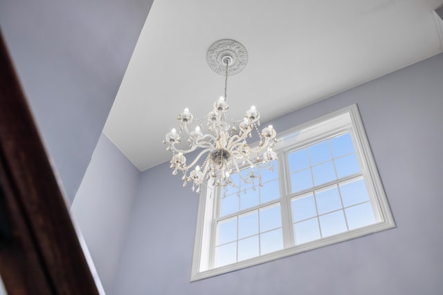 4220 Traveler Rd, Rockingham, VA 22801 - detailed view of a chandelier