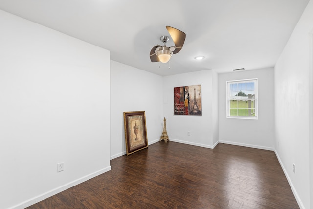 4220 Traveler Rd, Rockingham, VA 22801 - unfurnished room featuring wood finished floors, baseboards, and a ceiling fan