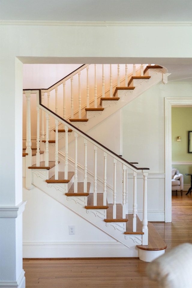 675 Beverley St E, Staunton, VA 24401 - staircase featuring wood finished floors and ornamental molding
